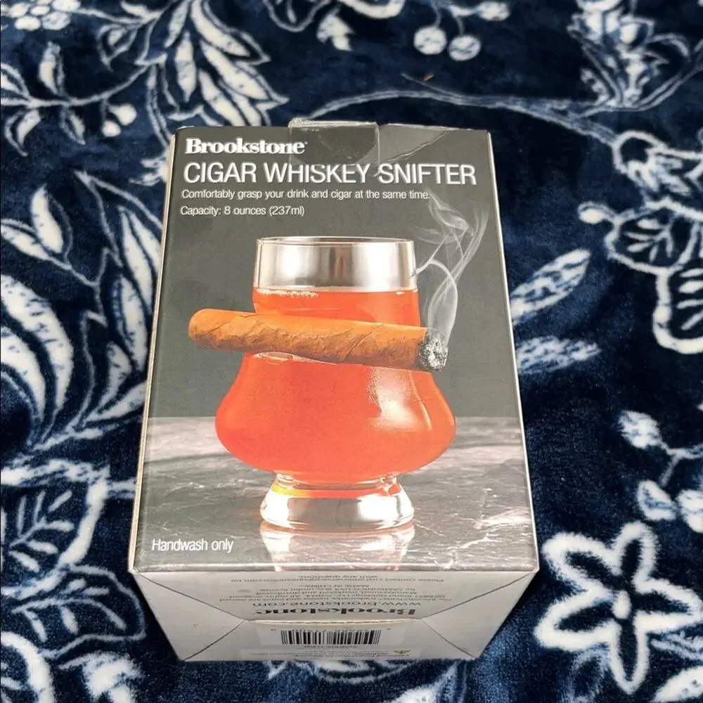NIB! Brookstone Whiskey Snifter with Cigar Holder 8oz capacity